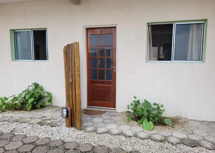 Apartamento aconchegante e espaçoso no Itaguá. Ubatuba